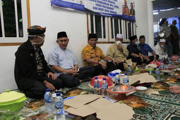 Buka Puasa Bersama FKKRT di Masjid Al-Jabbaryah