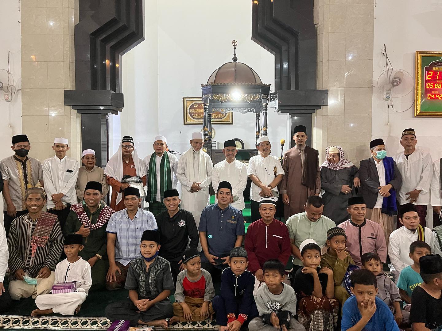 Silaturahmi Ramadhan di Masjid Al Maarif Selumit