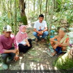 TKS Kelurahan Mamburungan Dinsos PM Kota Tarakan Melaksanakan Kegiatan Pendataan Lansia Terlantar Yang Tinggal Di Gubuk Dalam Hutan